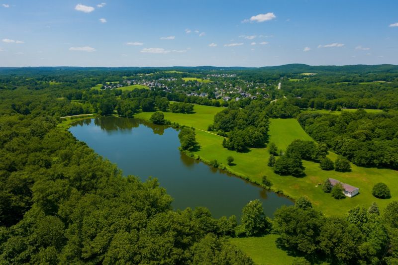 Douglassville, PA